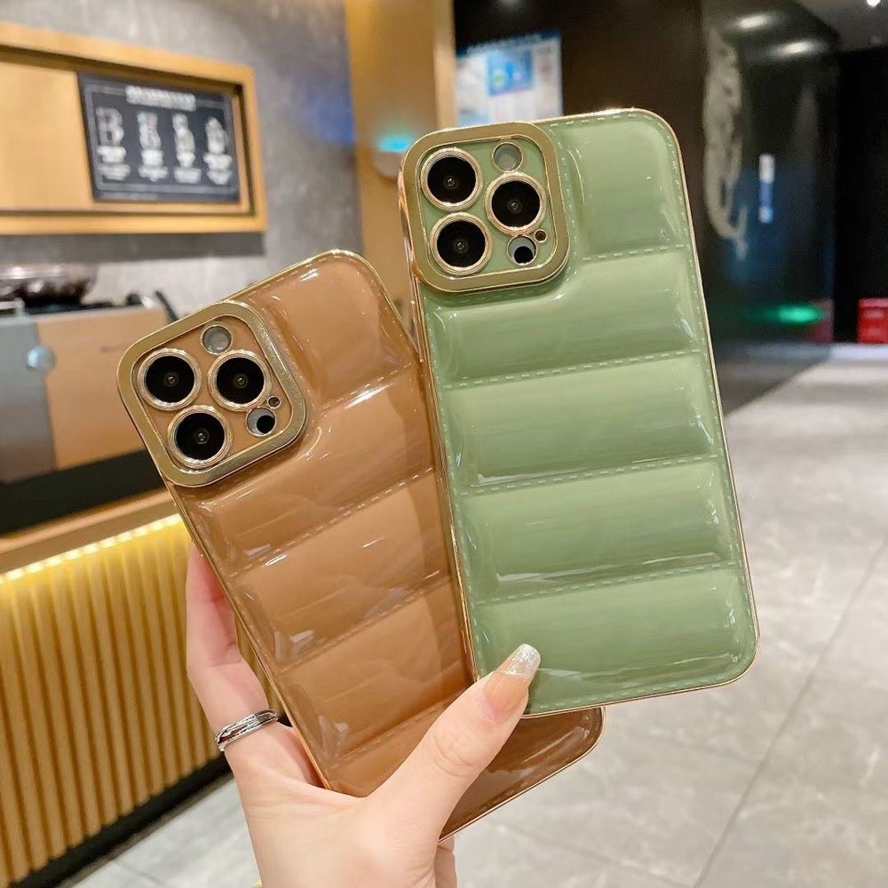 New Street Fashion Down Jacket Texture Electroplated Edge Phone Case for iPhone 13 12 11 PRO Max Down Wear Coat Phone Cases