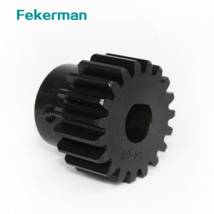 Spur gear with hub