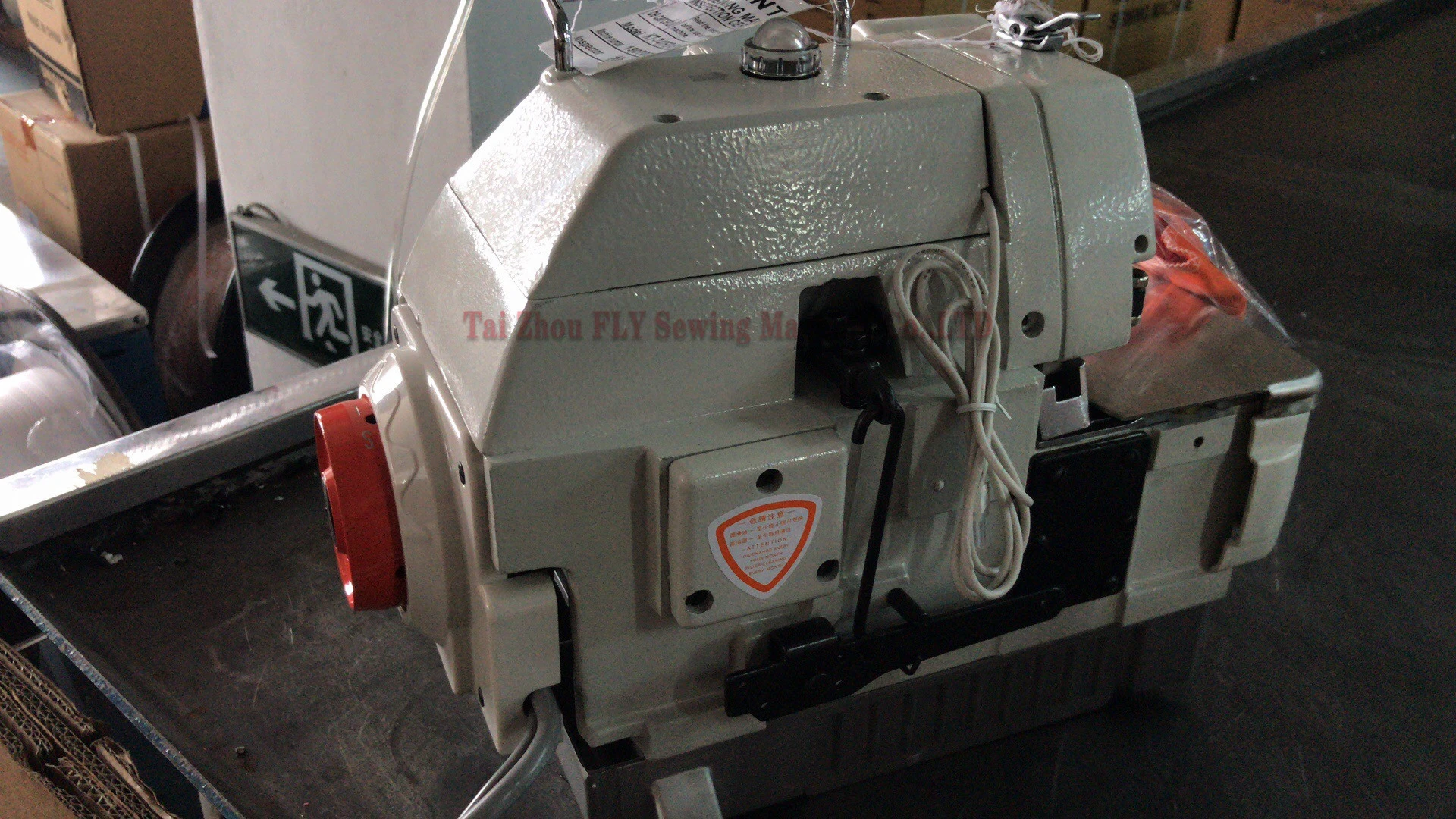 SS-747FD-514M2-24 Siruba Style High Speed Direct Drive 747 757 Overlock Sewing Machine With Good Price