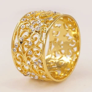 Wholesale Personalizable Bling Diamond Gold Plated Table Decoration Crown Wedding Napkin Holder Ring