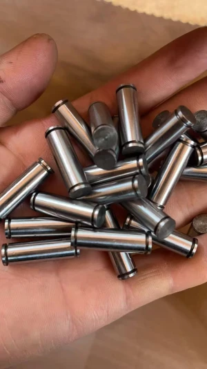Screw component
