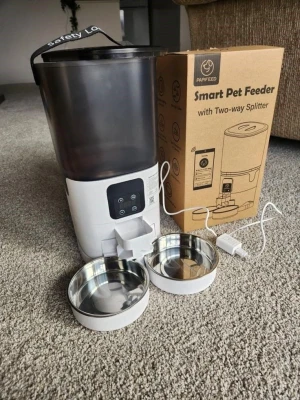Smart Automatic Pet Feeder Machine