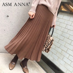 2019  New Winter  Women Clothing  Pleated Retro Classic Literary style Long lady skirt