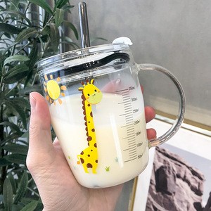 Children&#39;s milk cup with scale breakfast sippy glass baby milk powder water cup microwave oven heating drinking cup