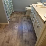 China Manufacture best quality bathroom kitchen livingroom plastic vinyl plank flooring