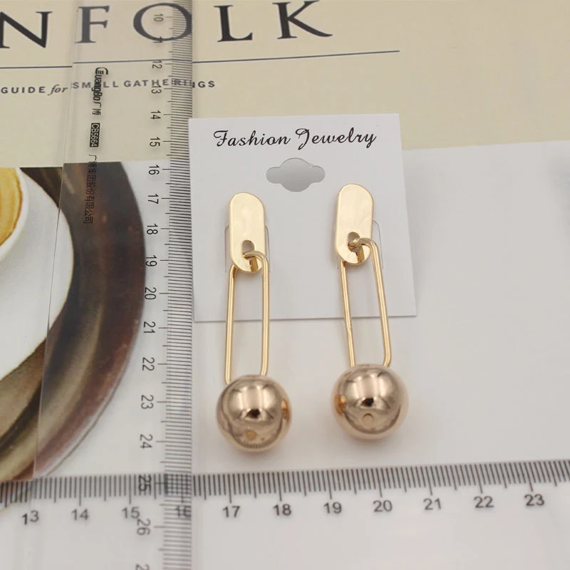 Duoying OEM aretes vintage long paper clip ball earrings fashion alloy women earrings geometric gold plated earrings