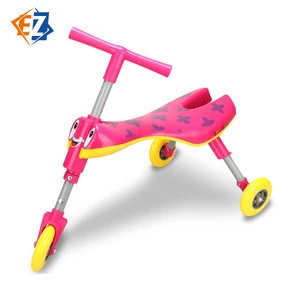 Foldable Safe 3 Wheels Foot Scooter for Kids With Decorative Pattern