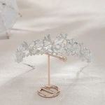 Hot selling bride wedding hair accessories zinc alloy bride crown pearl hairbands