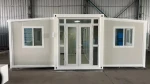 Insulated 40ft 20ft Villa Prefabricated Expandable Container House Waterproof Prefab Mobile Home 2 3 4 5 Bedroom Flat