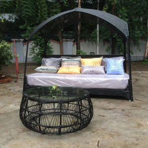 New Design of Rattan Sunbed with Canopy Beach Wicker Rattan Day Beds Used Outdoor Furniture
