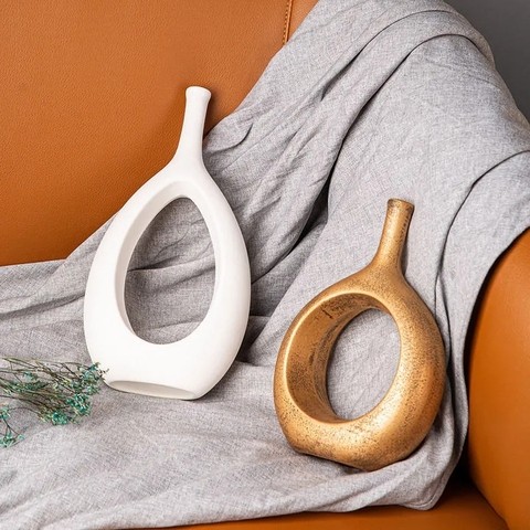 Popular item gift matte glaze creative design nordic table home decor donut ceramic vase for living room