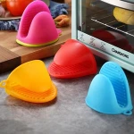 Pot mat non slip pattern heat resistant folding cooking wholesale custom oven mitts silicone