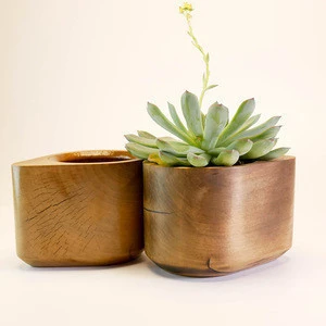 Square popular simple wooden planter in Durable Feature