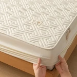 Waterproof Mattress Protector Queen, 3D Air Fabric Mattress Cover, Soft Noiseless Bed Cover, Machine Washable