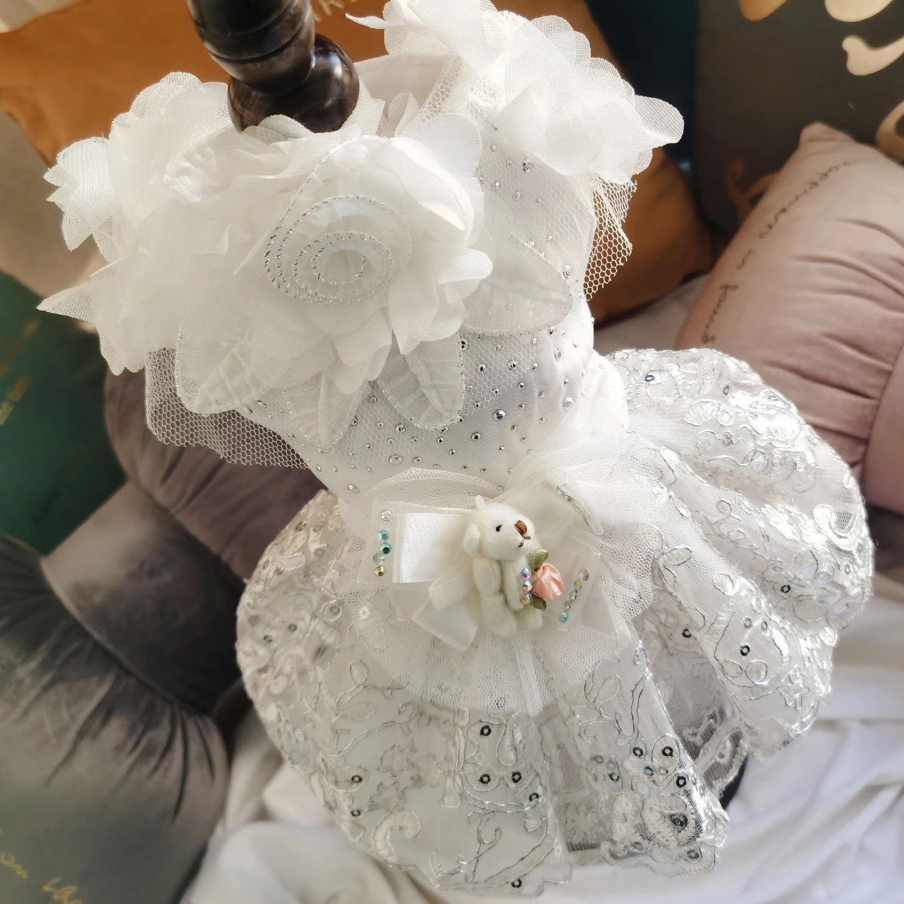 Wholesale Dog Apparel New Mesh Princess Pet Dresses White Color Pet Wedding Dress