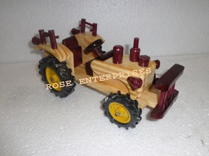 Wooden handicrafts Home Decor Vintage Ford Tractor Toy Desk Top Gifted Item