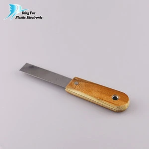 Wooden handle stainless steel scraper putty knife