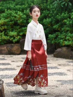 Popular national style horse-faced skirt for girls, summer suit, children's Hanfu skirt, ancient style daily summer parent-child horse-faced skirt