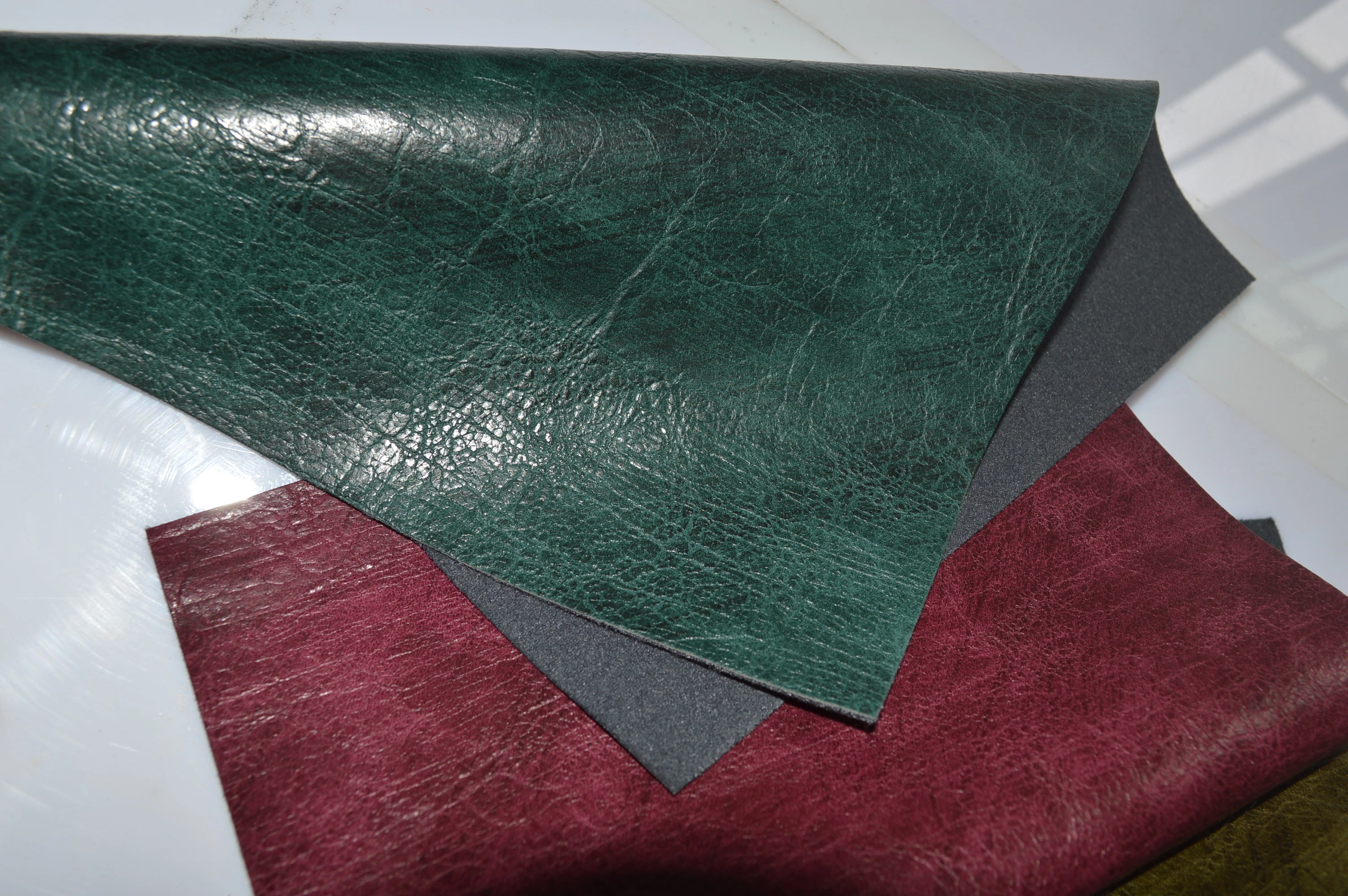 2020 hot sell recycle artificial leather fabric for shoes and bag from China