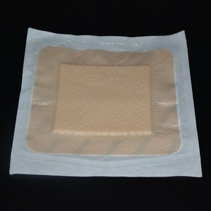 2020 new soft and comfortable Self adhesive silicone  foam dressing