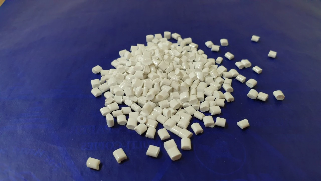 Higher Grade ABS, PC Plastic Resin Raw Materials