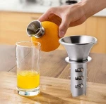 CY179 Potable Stainless Steel Fruit Vegetable Tools Lemon Juicer Manually Squeezers