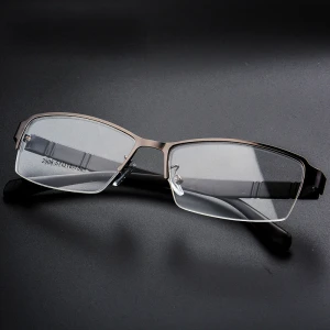 Fashion Eyeglasses Frame Men Stainless Steel Half Frame Optical Retro Black Myopia Glasses Brand Design Computer Eyewear 824