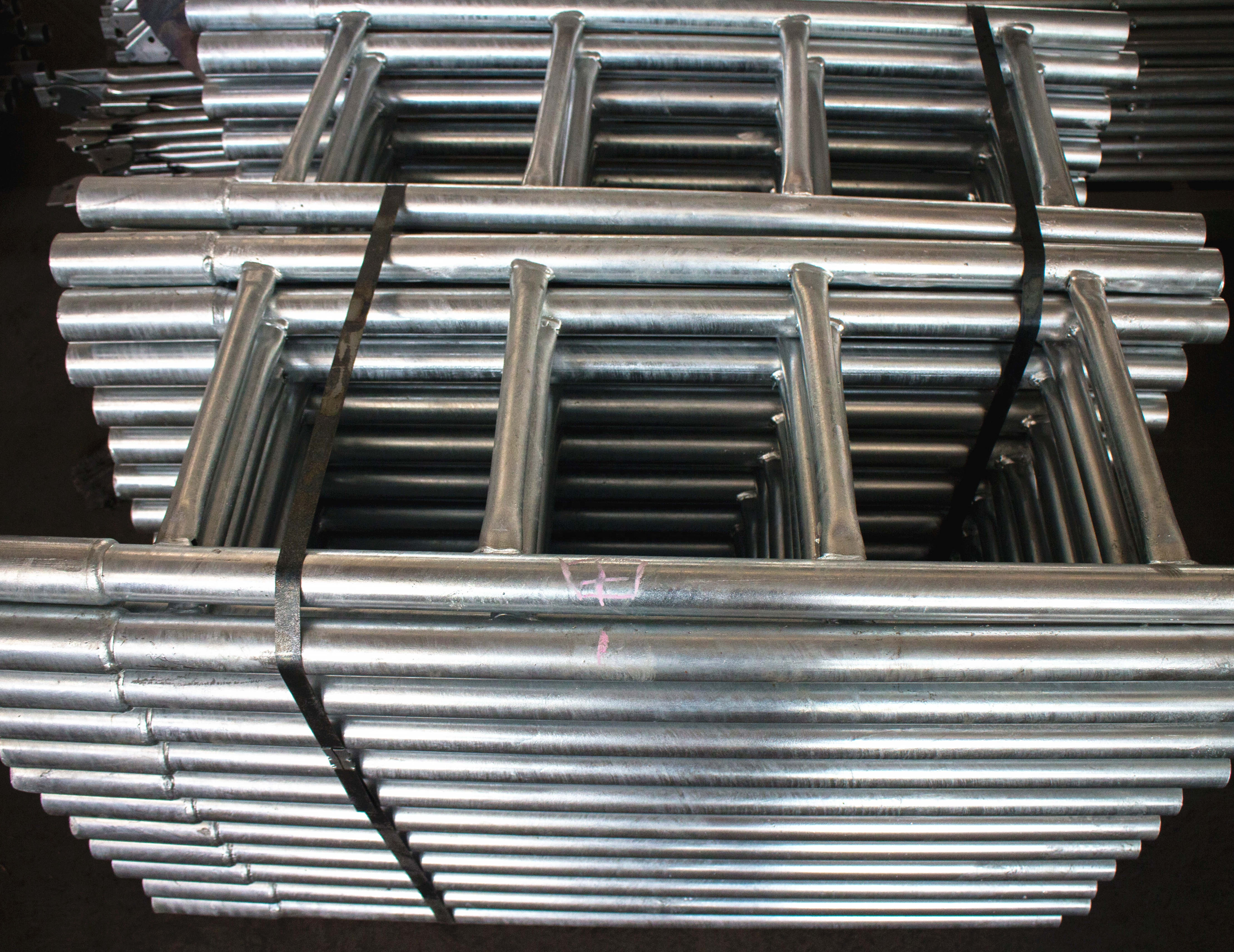 Buy Frame Scaffold Steel Ladder from Wuxi Dynast Metal Product Co., Ltd ...