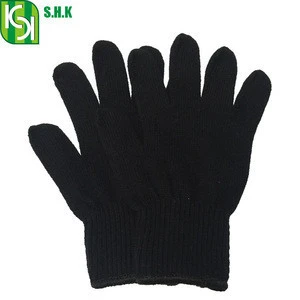 Heat Resistant Glove For Hair Styling