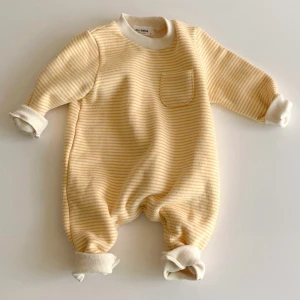 Hot sale korean style pinstripe baby romper print fleece thickened baby clothes new born baby&#x27;s rompers jumpsuit