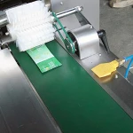 KD-260C Pillow Type Packing Machine Wrapping Machine