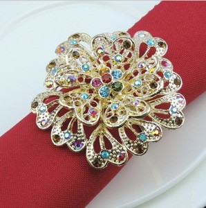 Rhinestone metallic flower serviette buckle holder napkin ring for Wedding party decoration