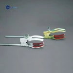 Universal three finger extension laboratory clamp