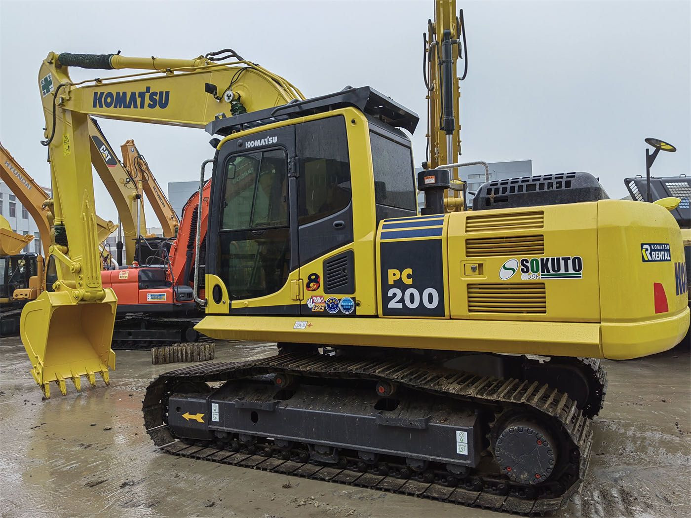 Buy Hot Sale Komatsu Excavators Used Pc200 Excavator Cheap For Sale In ...