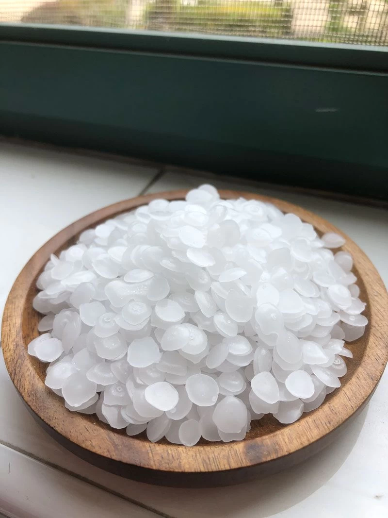 Buy Food Grade Paraffin Wax No.58 Melting Point 5860℃ from JINGMEN