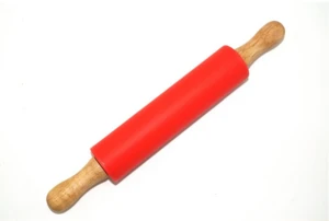 2018 new design trade assurance Silicone Rolling Pin with Wooden Handle Best Rolling Pin for baking