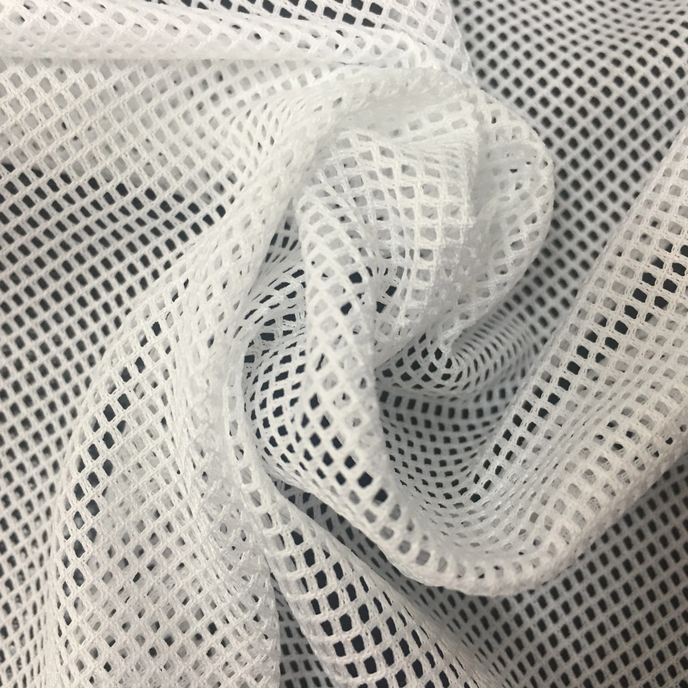Breathable stretchy sports net knitting mesh fabric