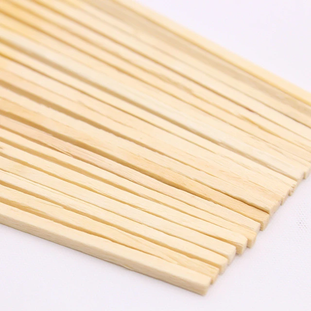 Cheap matches wholesale in bulk loose matches wood 10cm black stick