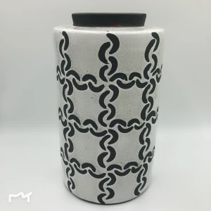Customized hot sales white and black Ceramic Irregular Flower Vase Plant Handmade Art Porcelain Vases Decoration For Home