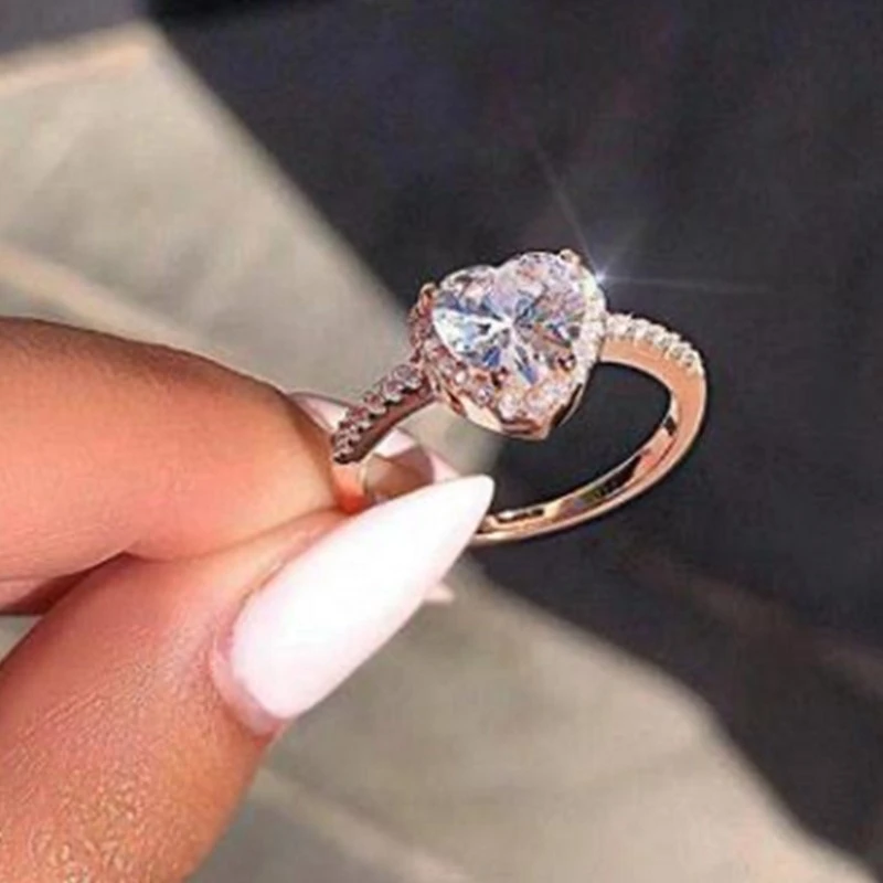 Fashion Crystal Heart Shaped Wedding Rings For Women Elegant Zircon Engagement Ring Jewelry