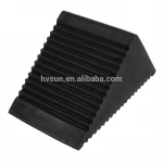 high quality black and yellow rubber parking curb
