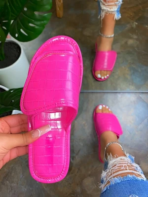 High Quality Soft Flat Sandal Slide Women Adjustable Upper Slippers for Women Girl Leather Slides Slippers