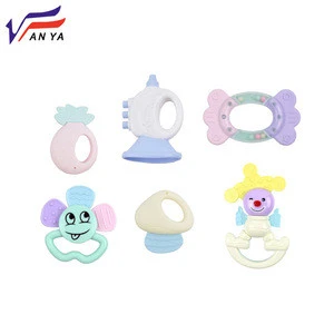 New baby rattling teether toys set lovely modeling Kids Safe Plastic Teether Early Educational Toys for 3, 6, 9, 12 Month Baby