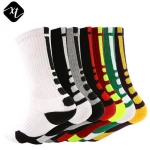 OEM wholesale compression custom made logo sport elite athletic mens basketball socks