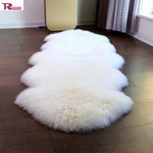 https://img2.tradewheel.com/uploads/images/products/9/1/soft-faux-sheepskin-rug-mat-carpet-pad-anti-slip-chair-sofa-cover-rugs-for-bedroom-faux-fur-rug1-0328193001557587110.jpg.webp