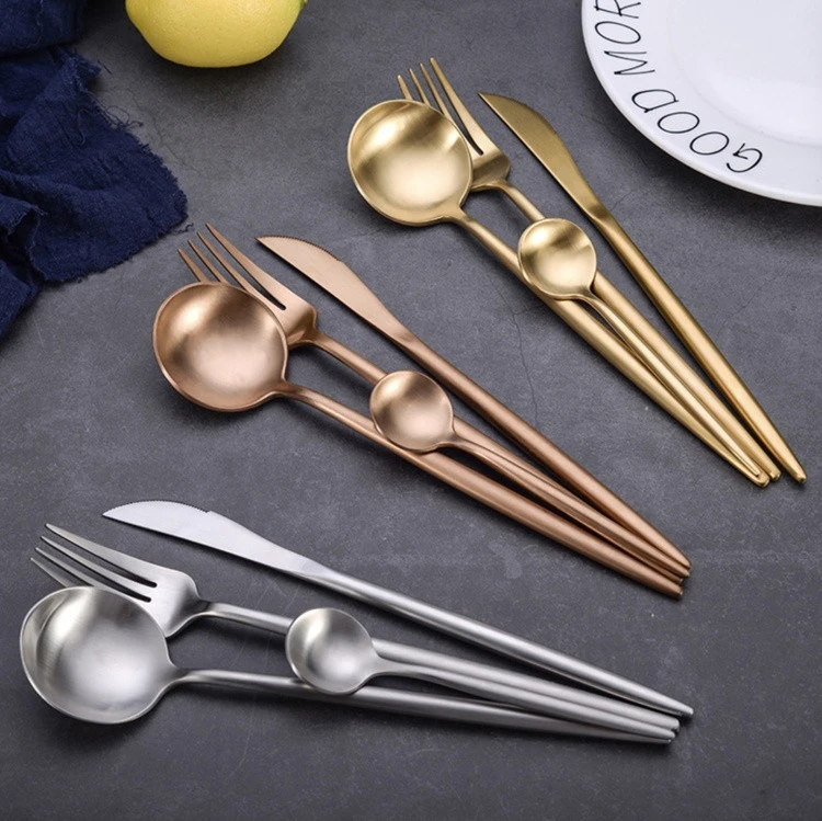 Wholesale outdoor rose gold restaurant cutlery, flatware set spoon and fork stainless steel cutlery