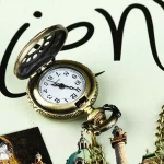 Wholesale Pocket Watch Retro Antique Bronze Hollow Pendant Necklace Chain Quartz Pocket Watch
