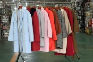 Used ladies wool overcoat L wholesale