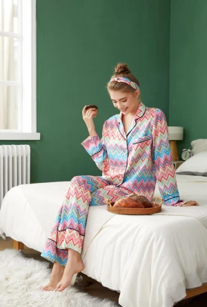2021 New Fashion Silk Customized Pajamas Sets New Design Homefit Textile Summer Pajamas Set Plus Size Pajamas