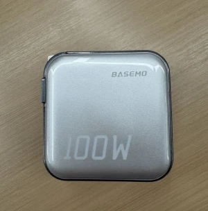100W  GaN fast charger for mobile